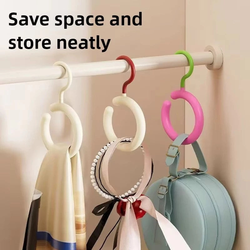 Dopamine Circular Hanger